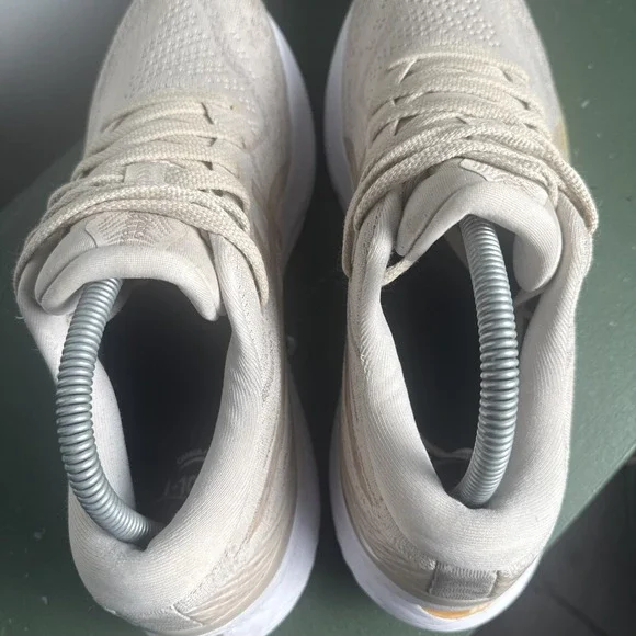 Asics Gel Kayano 29 Women's Size 9.5 Tan Cream Running Shoes Sneakers 1012B272 - Picture 8 of 12